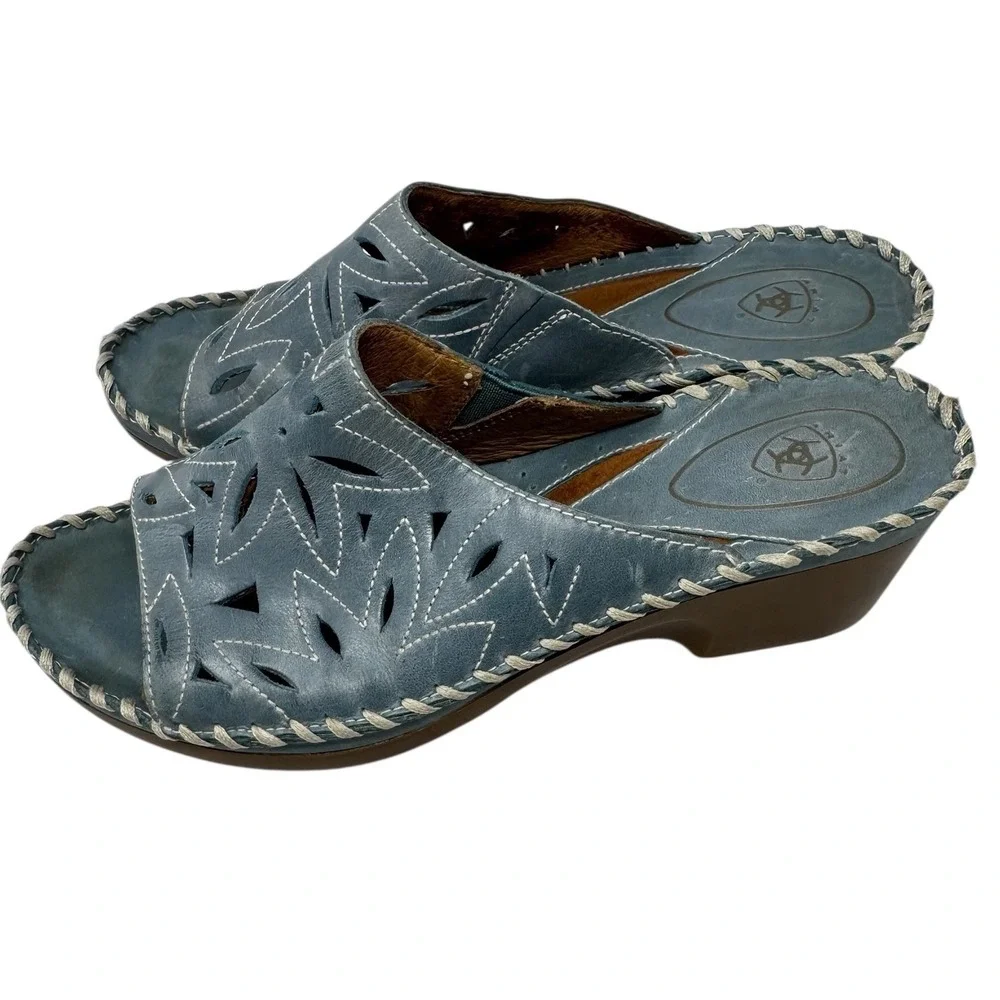 🔥Ariat 🦋💙🦋Blue Leather Laser Cut Floral Wedge Slide Sandals Mules Size‎ 8B